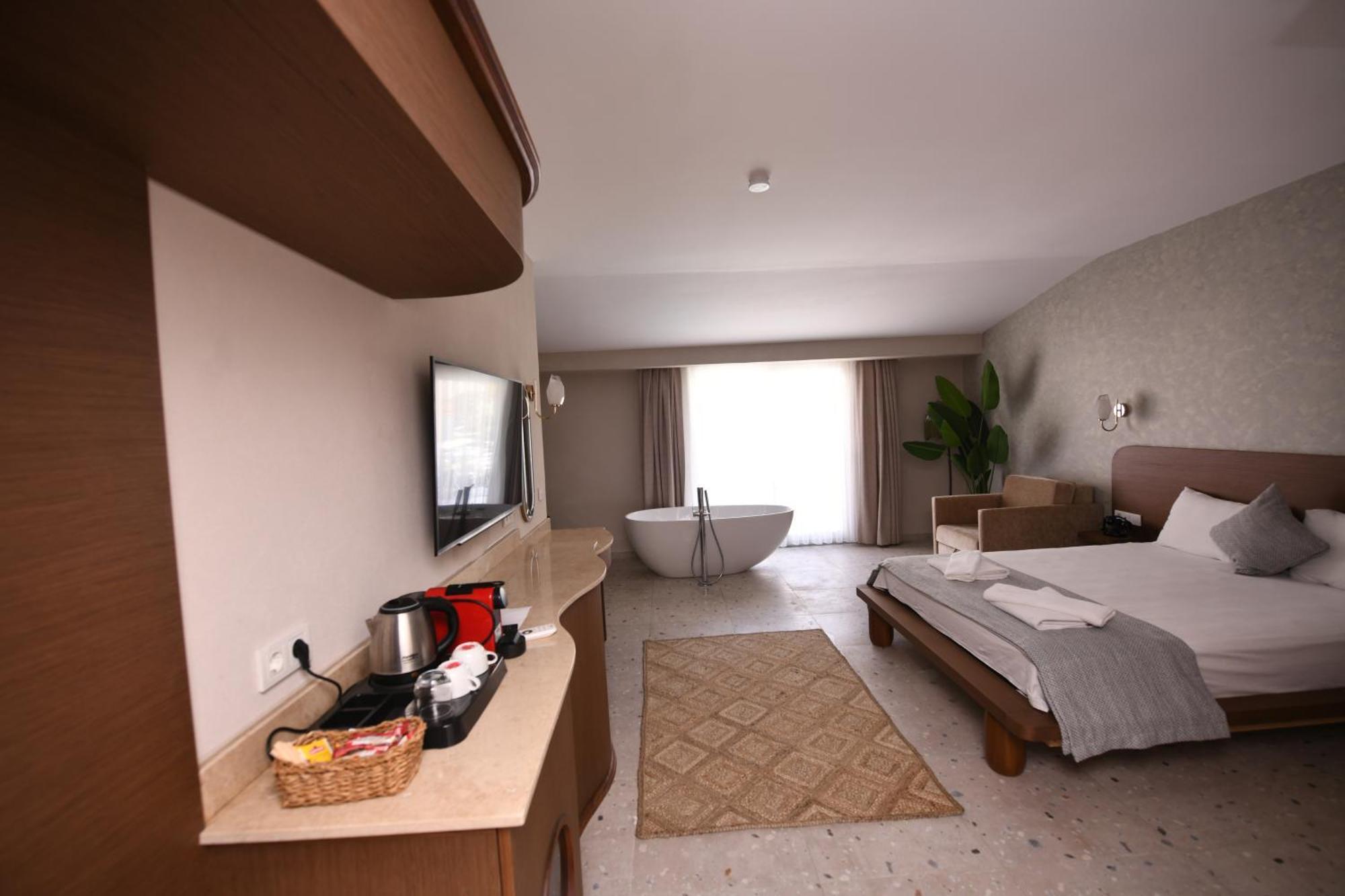 Montebello Deluxe Hotel Oludeniz Ngoại thất bức ảnh