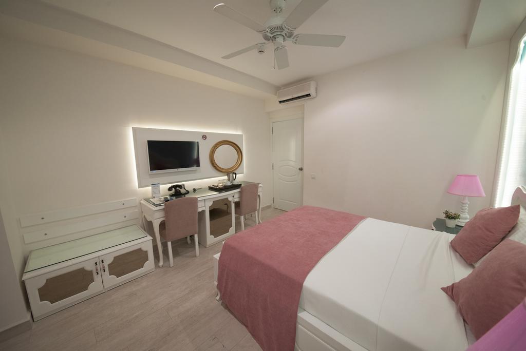 Montebello Deluxe Hotel Oludeniz Ngoại thất bức ảnh