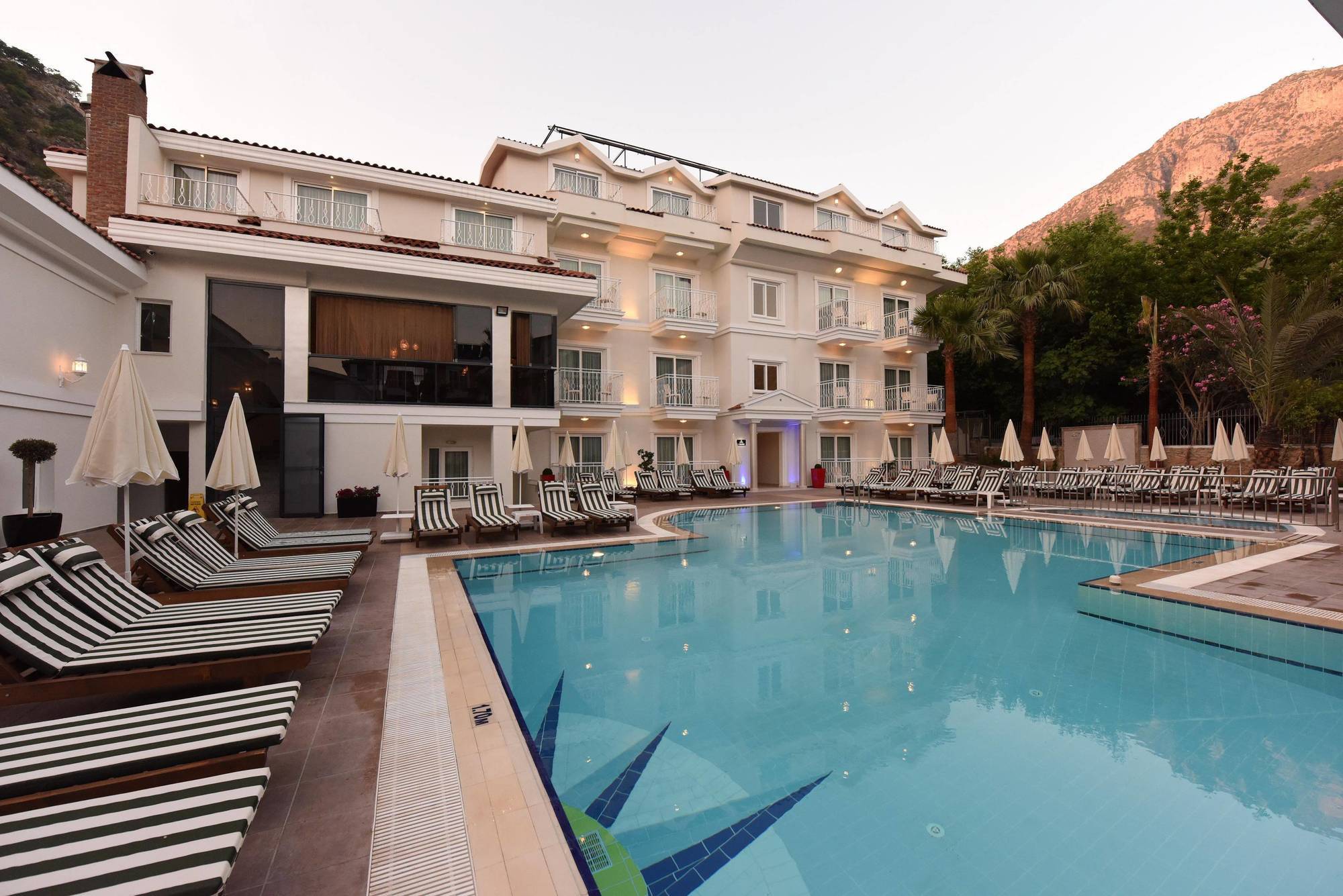 Montebello Deluxe Hotel Oludeniz Ngoại thất bức ảnh
