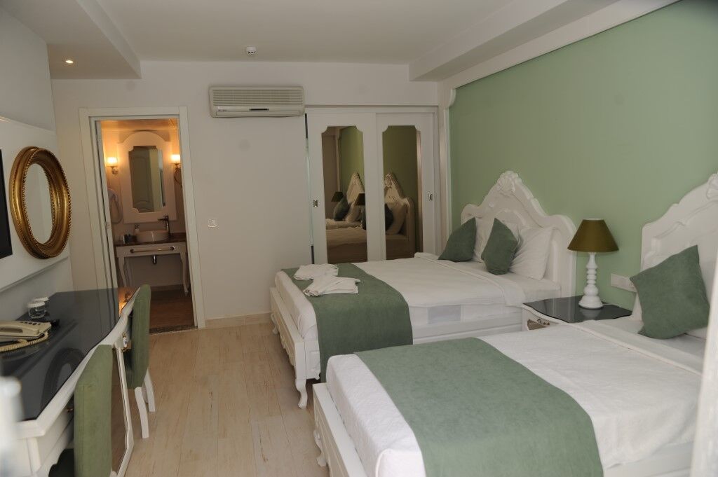 Montebello Deluxe Hotel Oludeniz Ngoại thất bức ảnh